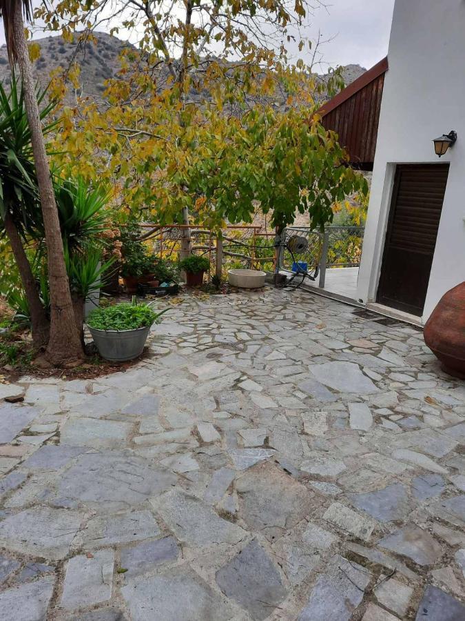Kampi Double Storey House In The Village Nicosia Buitenkant foto