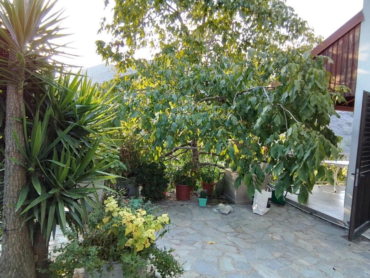 Kampi Double Storey House In The Village Nicosia Buitenkant foto